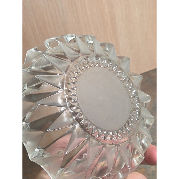 Vintage KIG Indonesia Diamond Pressed Glass Clear Round Ashtray Heavy - Picture 4 of 4